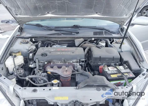 2005 Toyota Camry Le z USA, uszkodzony, nr VIN 4T1BE32K85U565649